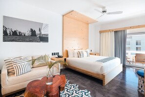 Egyptian cotton sheets, premium bedding, down comforters, minibar