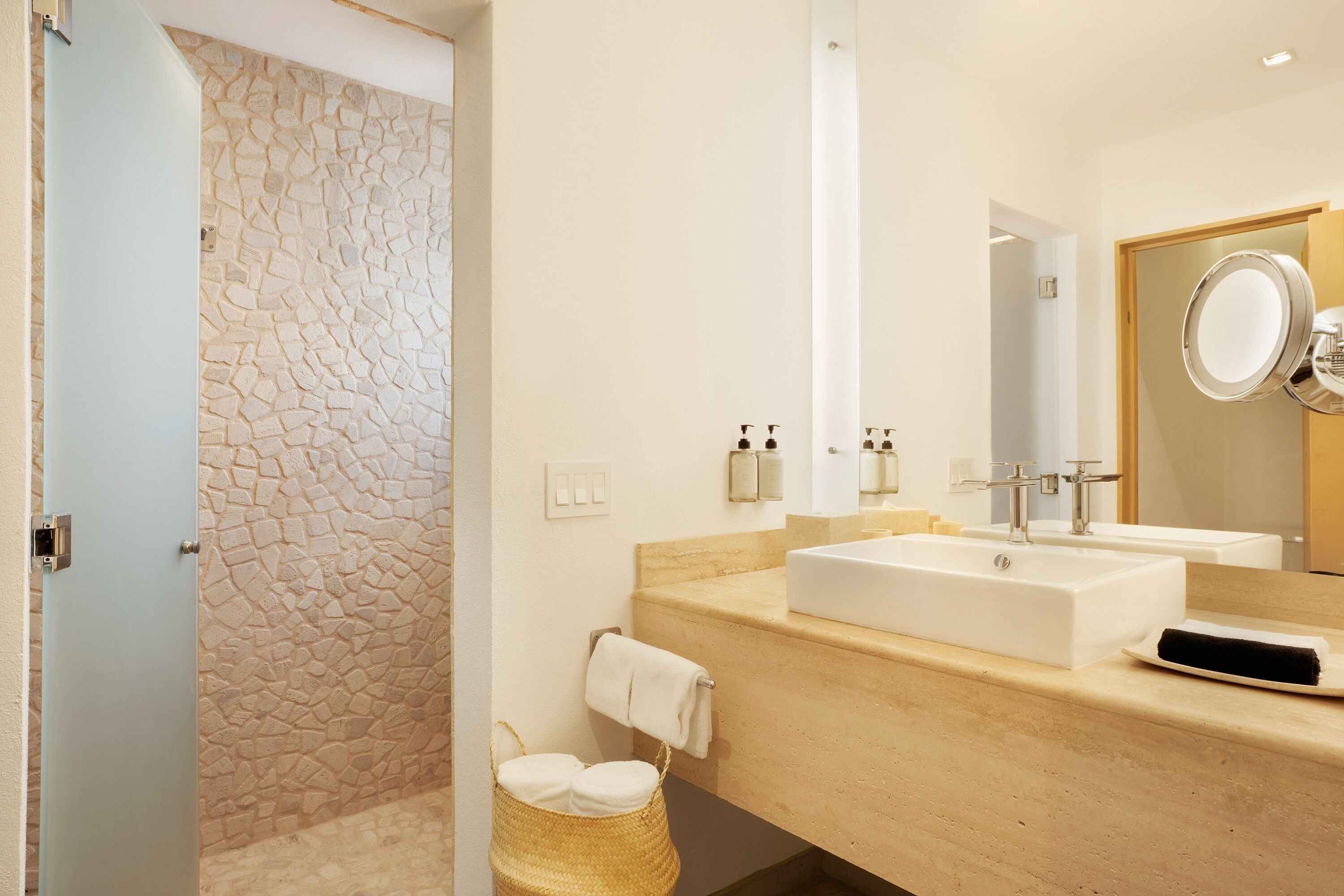 exclusive suite, jetted tub, poolside | bathroom | shower, rainfall showerhead, designer toiletries, hair dryer