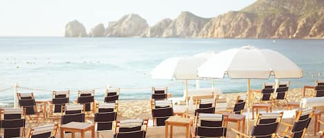 2 restaurants, breakfast, lunch, dinner served; Mediterranean cuisine