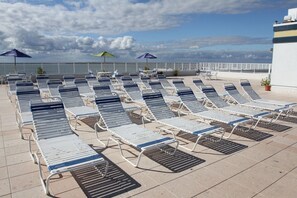 Ofrece desayunos, almuerzos y cenas