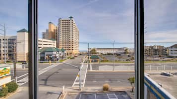 North Building -Standard Room, 2 Queen Beds | City view