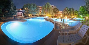 Seasonal outdoor pool, pool umbrellas, pool loungers