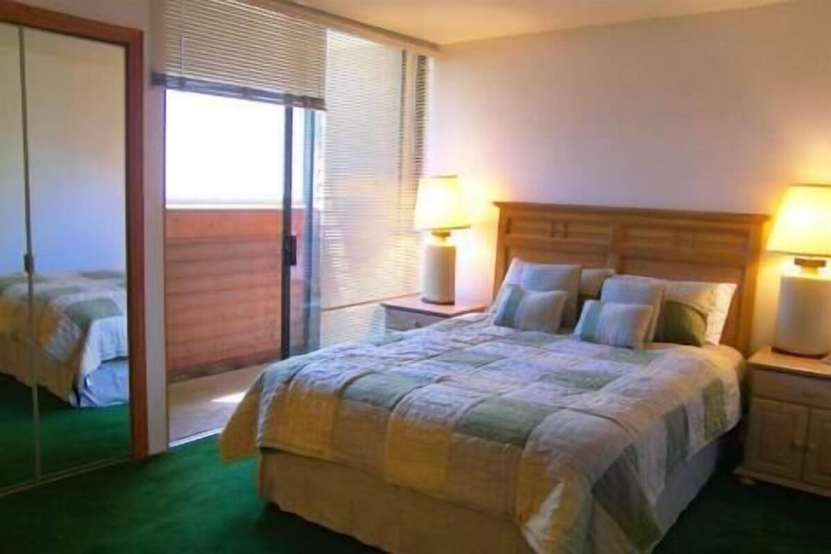 Condo, 2 Bedrooms, Non Smoking | Individually decorated, individually furnished