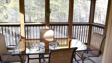 One Bedroom Lodge | Balcony