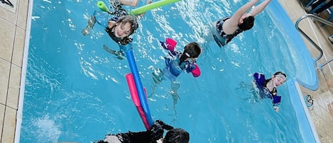 Indoor pool, sun loungers