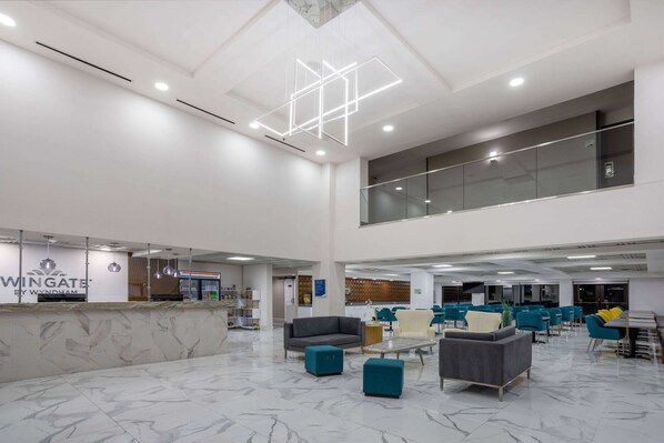 Lobby - Wingate by Wyndham Atlanta Galleria/Ballpark (Atlanta)