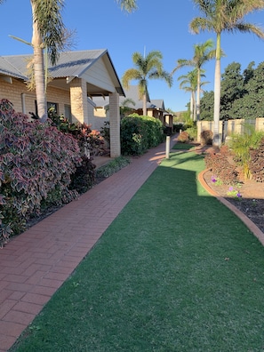 Suite, 1 Schlafzimmer, Nichtraucher | Blick auf den Innenhof