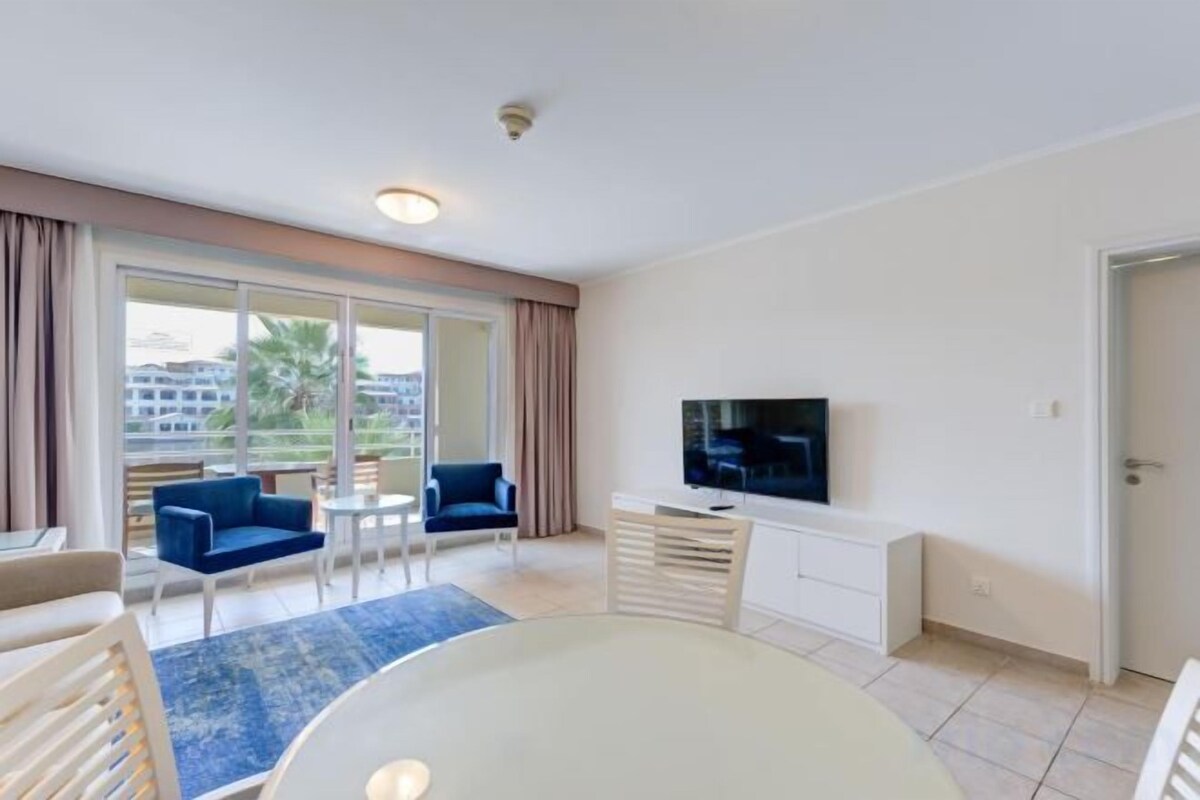 Living area | TV, DVD player