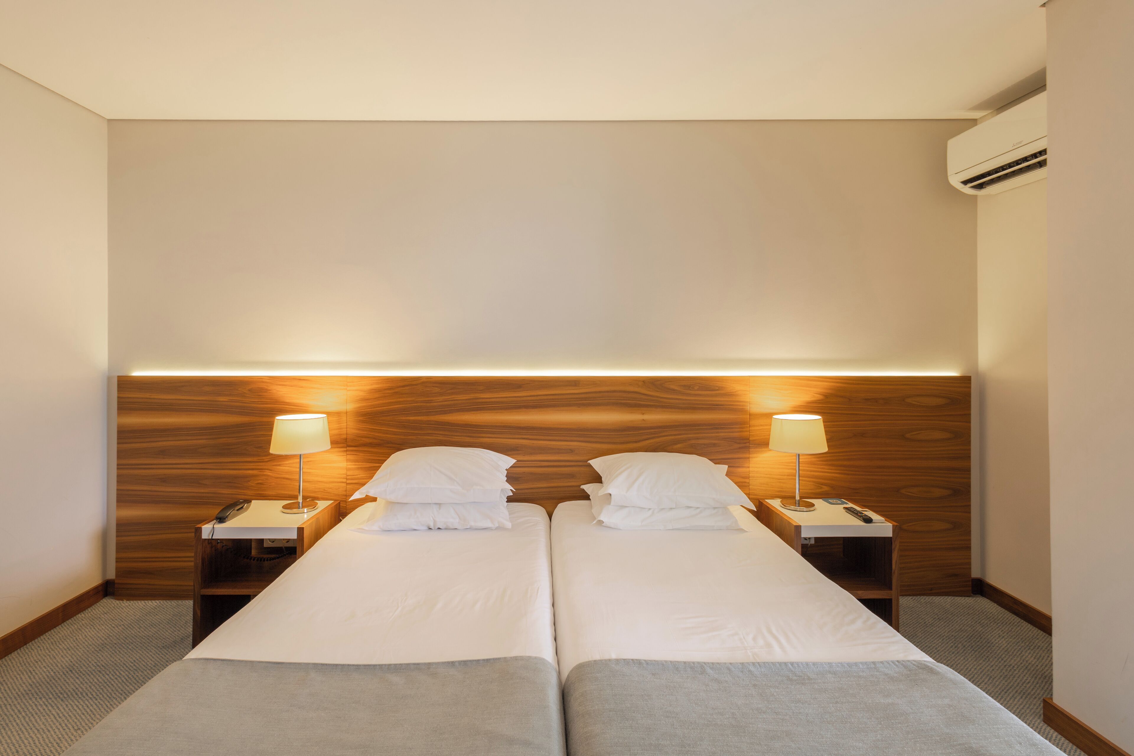 standard room, 2 single beds | 1 bedroom, desk, blackout curtains, free wifi