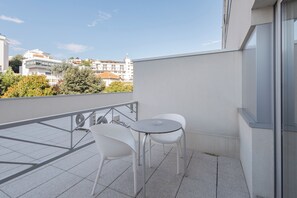Habitación superior, terraza, vistas a la ciudad | Terraza o patio