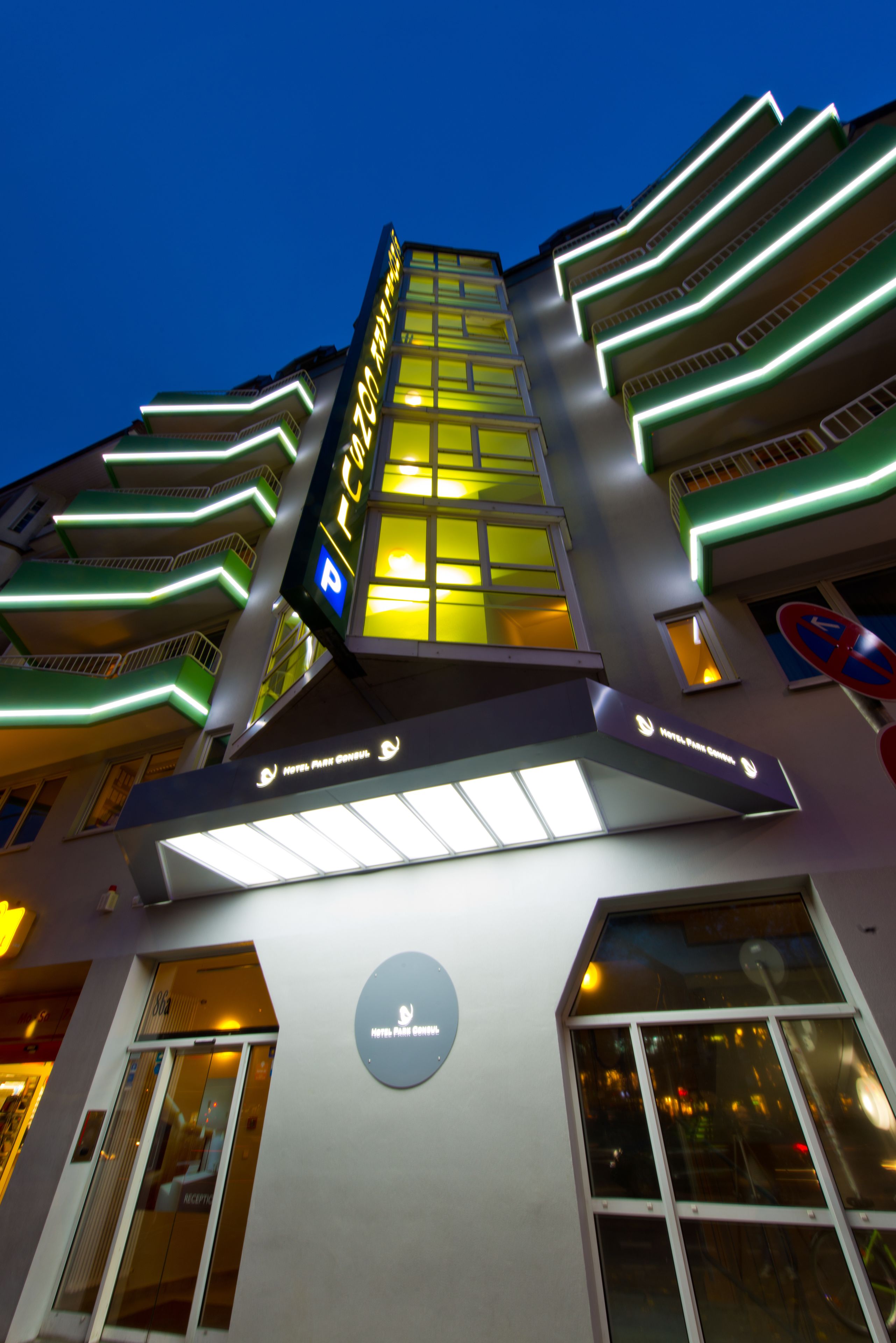 Vista frontal de la propiedad