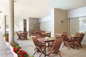 Porch - Exe Plaza Delicias (Zaragoza)