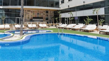 Seasonal outdoor pool