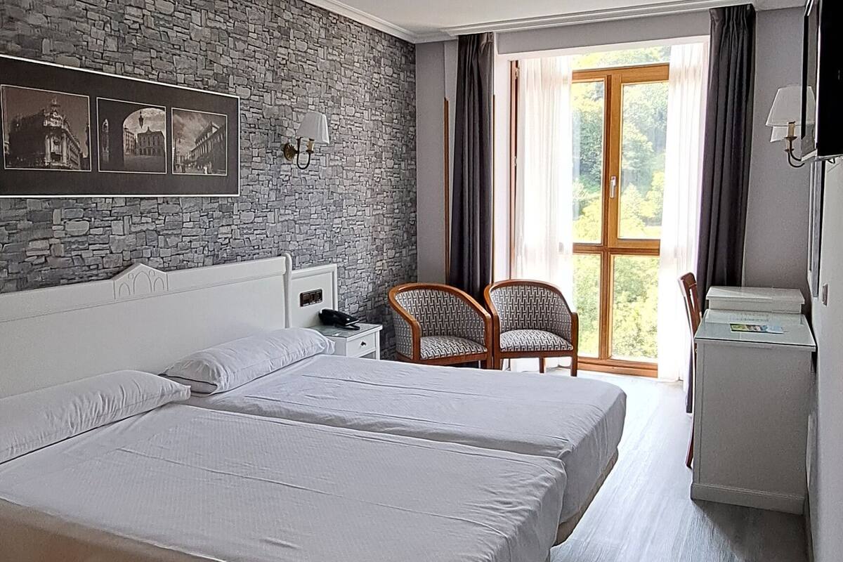 minibar, desk, blackout curtains, soundproofing