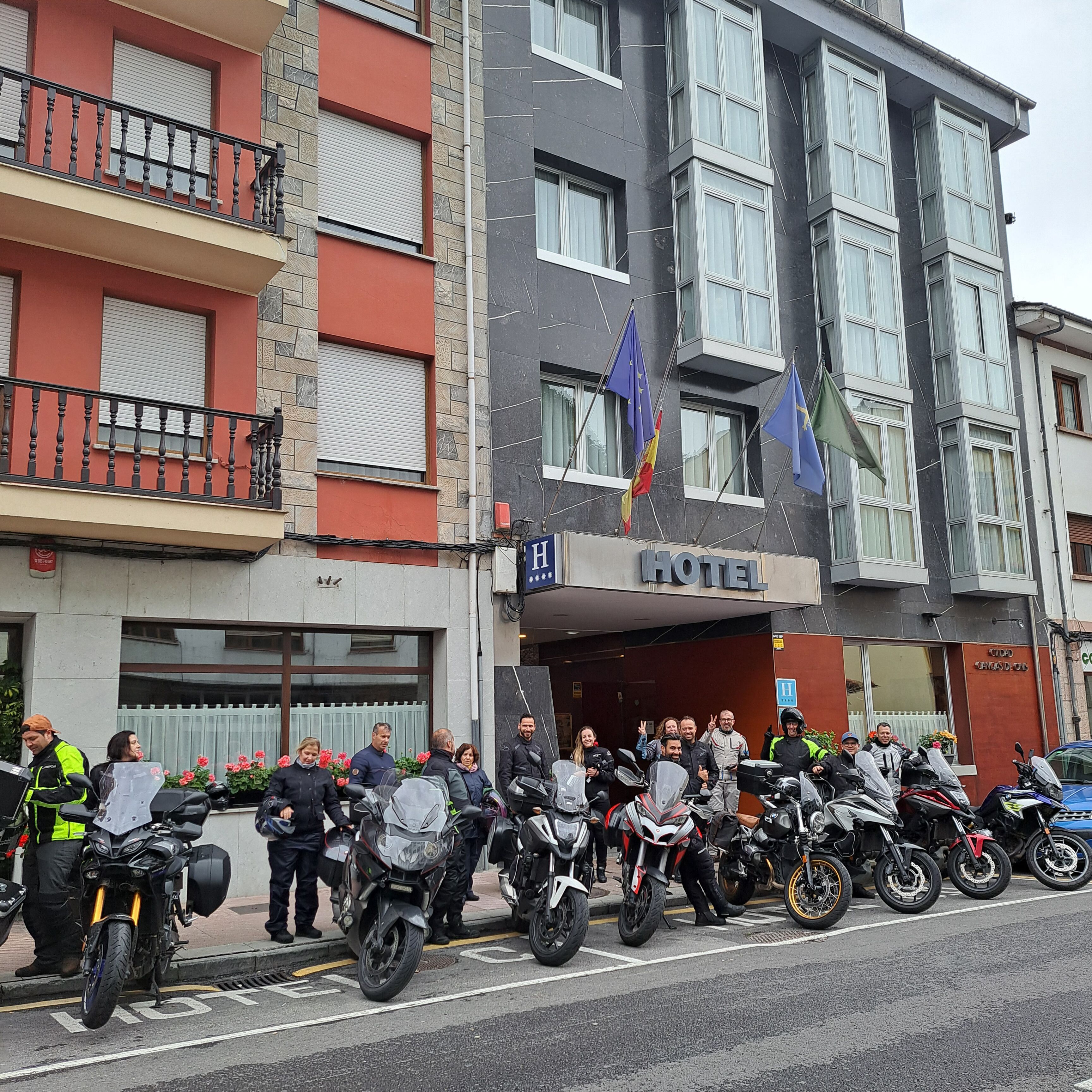 minibar, desk, blackout curtains, soundproofing