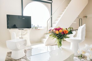 Loft Letter L | View from room - Botel (Amsterdam)