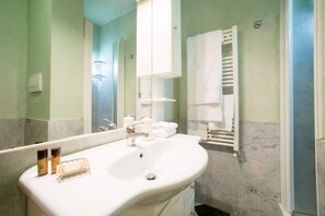 Bathroom - Residence San Niccolo (Florence)