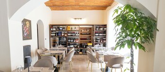 Hotel Monti