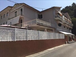 住宿正面