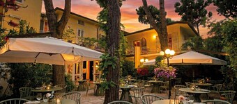 เจอาร์ รีสอร์ต โลโกส ฟอร์เต เดย์ มาร์มี