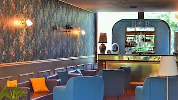 Bar (in der Unterkunft)