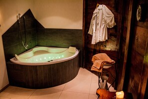 Soins corporels, massages thaïs, soins du visage, massages