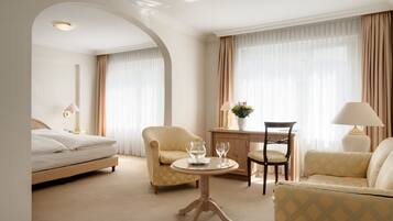 Junior Suite | Living area