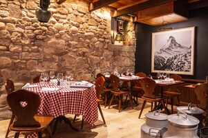 Lunch and dinner served, local cuisine