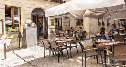 Hôtel Les Armures