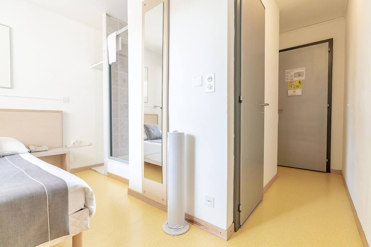 經濟客房, 1 張單人床 | 高級寢具、書桌、手提電腦工作空間、免費 Wi-Fi