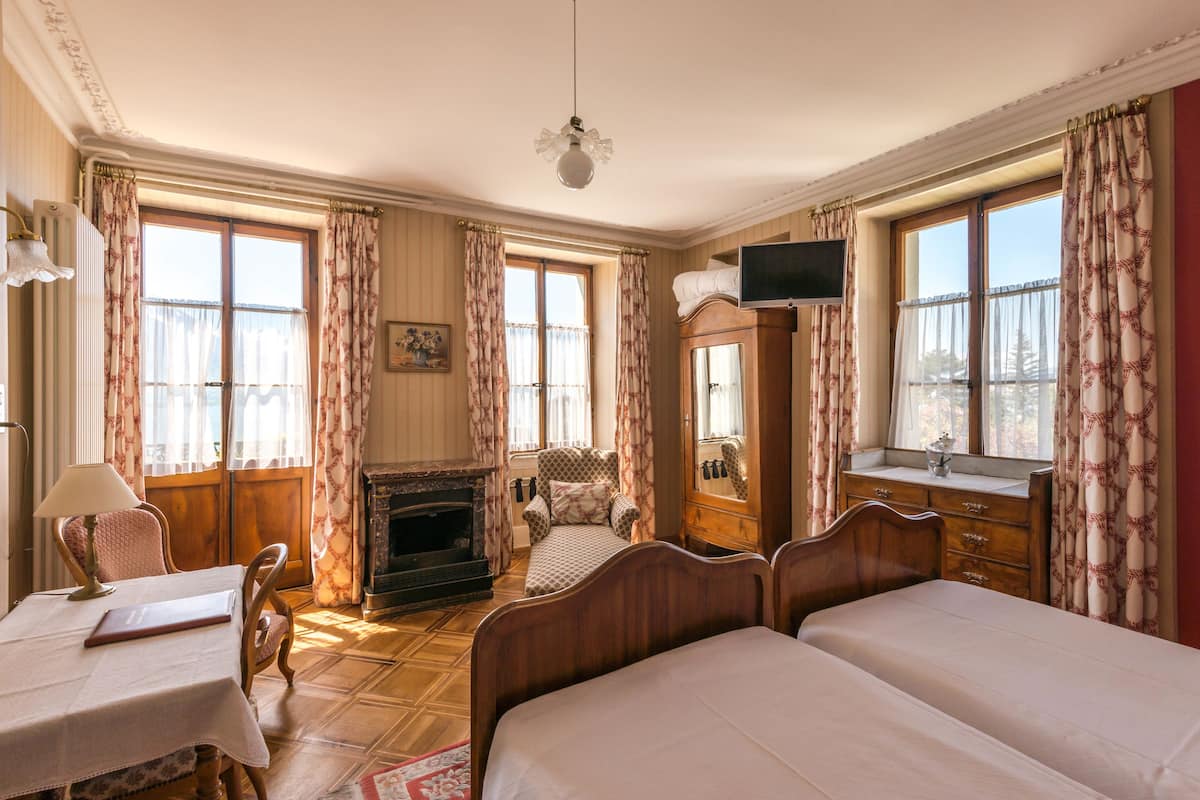 Superior Double Room | Premium bedding, minibar, in-room safe, desk
