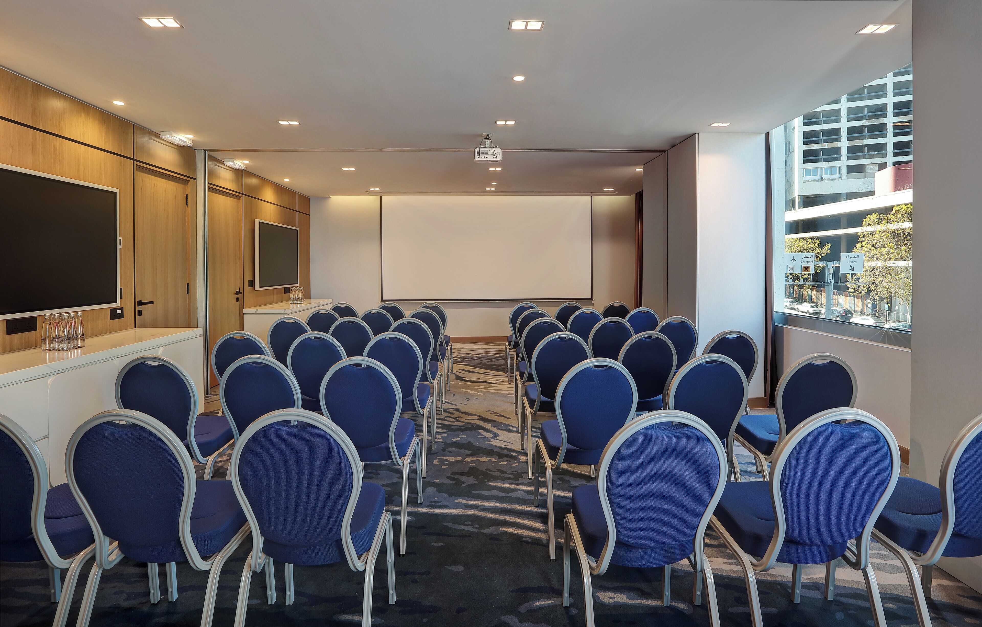 Meeting facility