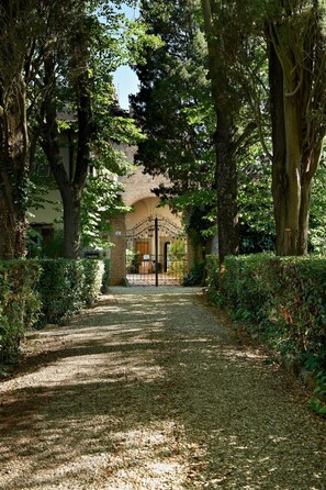 Property grounds - I Parigi Corbinelli (Florence)