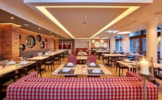 每日供应欧陆式早餐（每人 EUR 10）