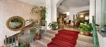 Colonna Palace Mediterraneo