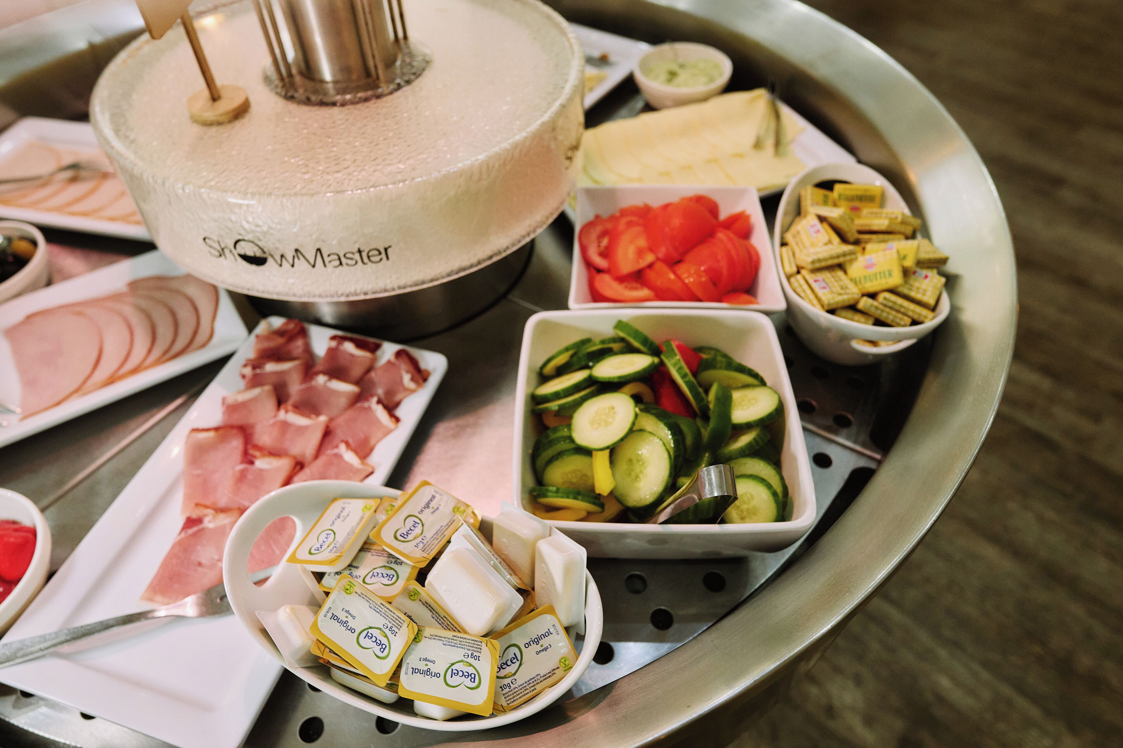 daily buffet breakfast (eur 14 per person)