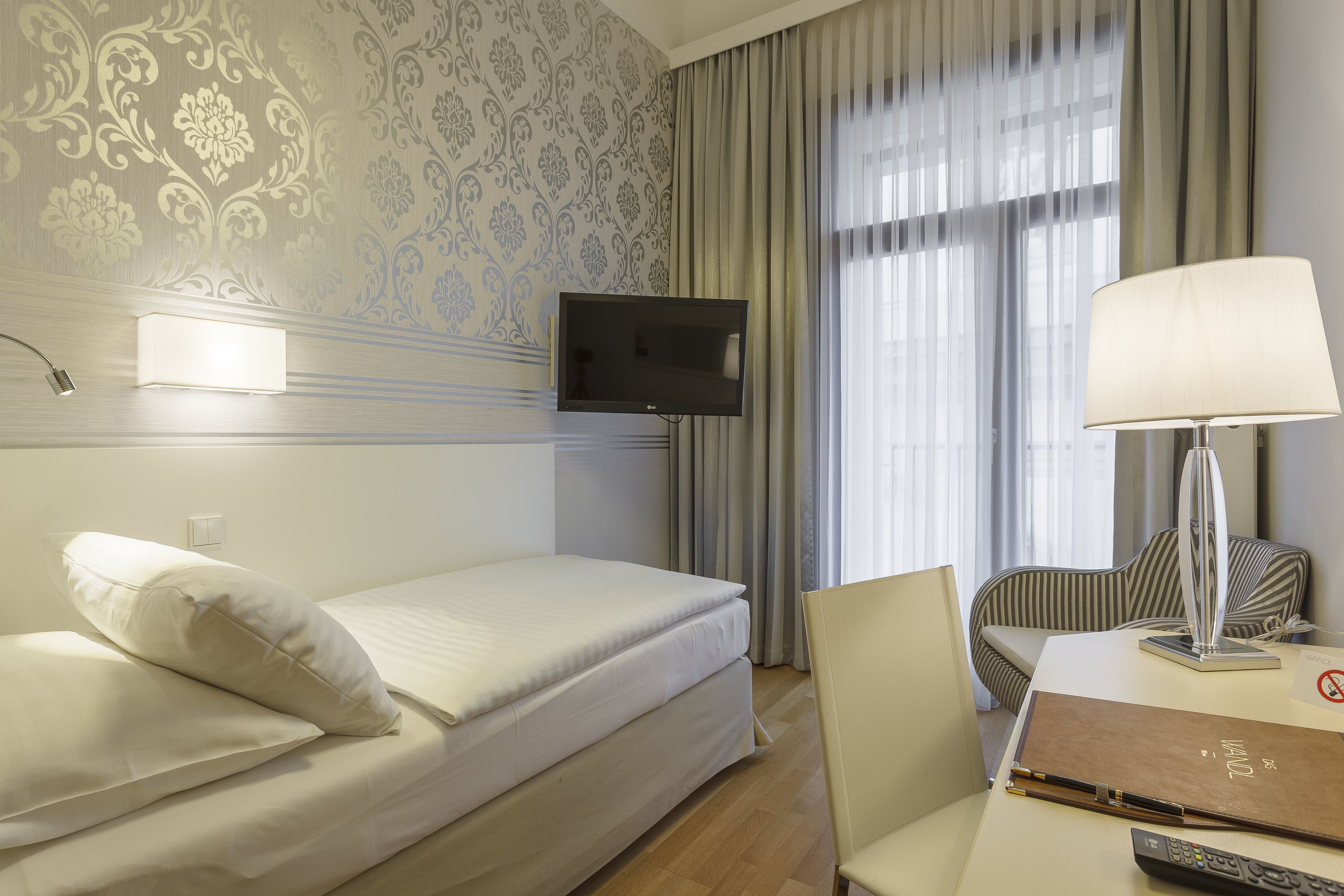 standard single room | premium bedding, in-room safe, soundproofing, free wifi