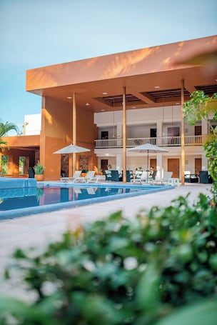 Building design. Hotel Ixzi Plus