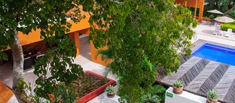 Hotel Ixzi Plus