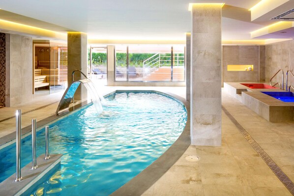 Indoor pool, 4 outdoor pools - Viva Blue & Spa (Muro)