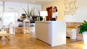 Manicura y pedicura