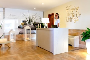 Spa reception