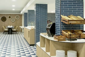 Daily buffet breakfast (EUR 13 per person)
