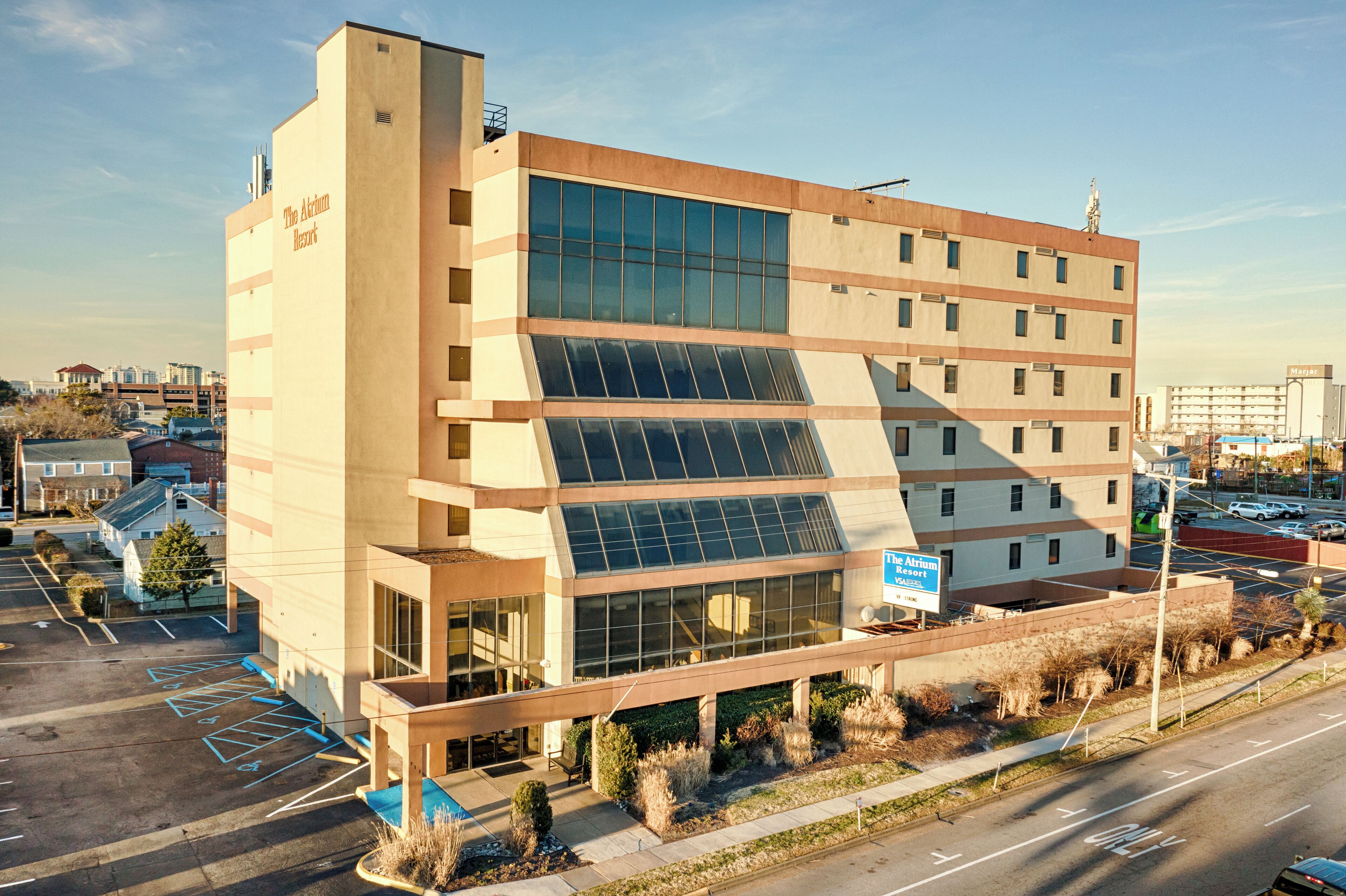 Foto - The Atrium Resort, Virginia Beach by Vacatia