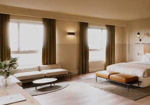 1 bedroom, hypo-allergenic bedding, down comforters, minibar