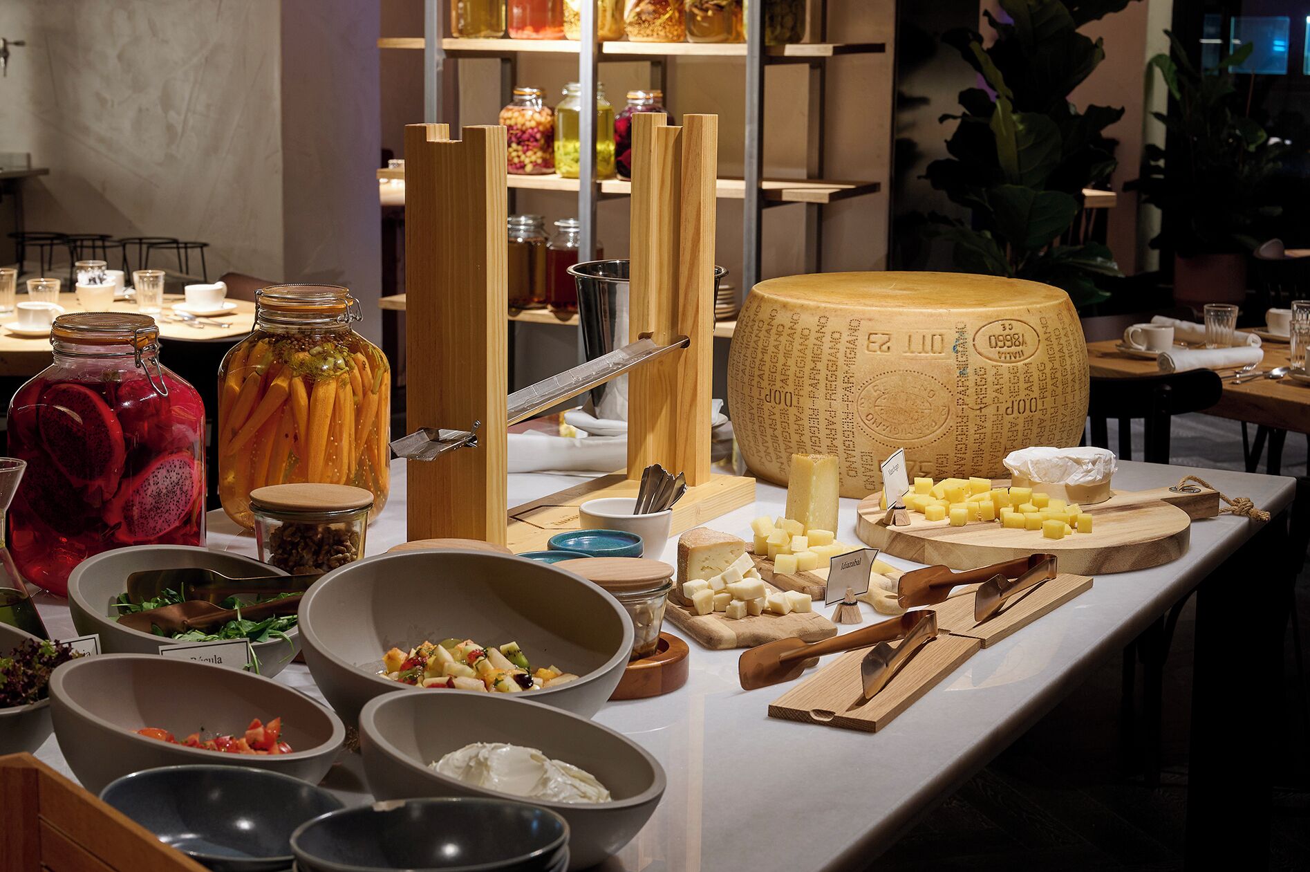 Daily buffet breakfast (EUR 25 per person)