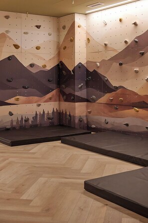 Children’s play area – indoor - Casa Serras Andorra (Andorra la Vella)