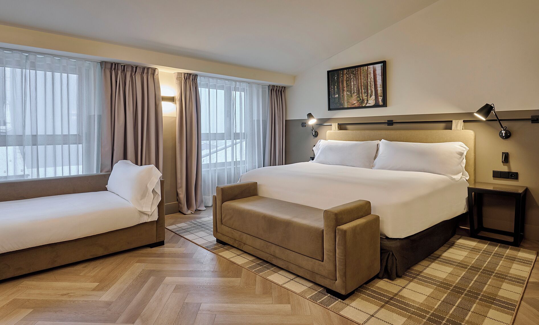 Kamar Keluarga (Grand Deluxe) | 1 kamar tidur, seprai antialergi, selimut bulu angsa, dan minibar