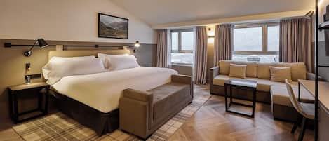 Habitación Deluxe (Grand) | 1 habitación, ropa de cama hipoalergénica, edredón y minibar