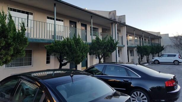 Two Double Beds (Exterior Entry) | Front of property - Hotel Aiken (Aiken)